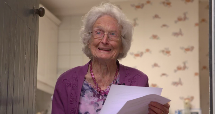 爱尔兰禁闭期间，这位百岁老奶奶在去世前，给刚出生的曾孙写了封信