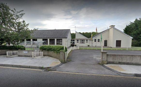 有人呼吁爱尔兰教育部撤销重开Mayo郡学校的决定