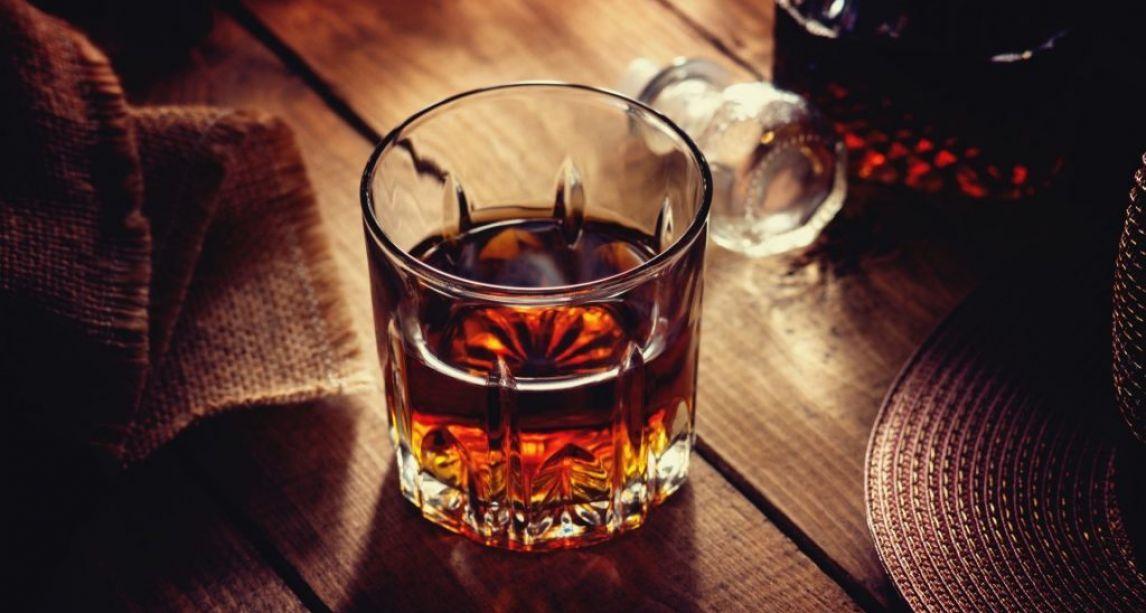 10款一生中必喝的爱尔兰威士忌，你还差几款？赶紧补齐了！