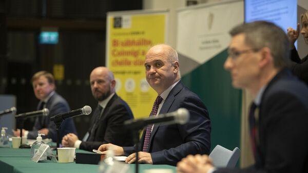 爱尔兰国家公共卫生应急小组称，新的限制可能不足以阻止新冠病例激增