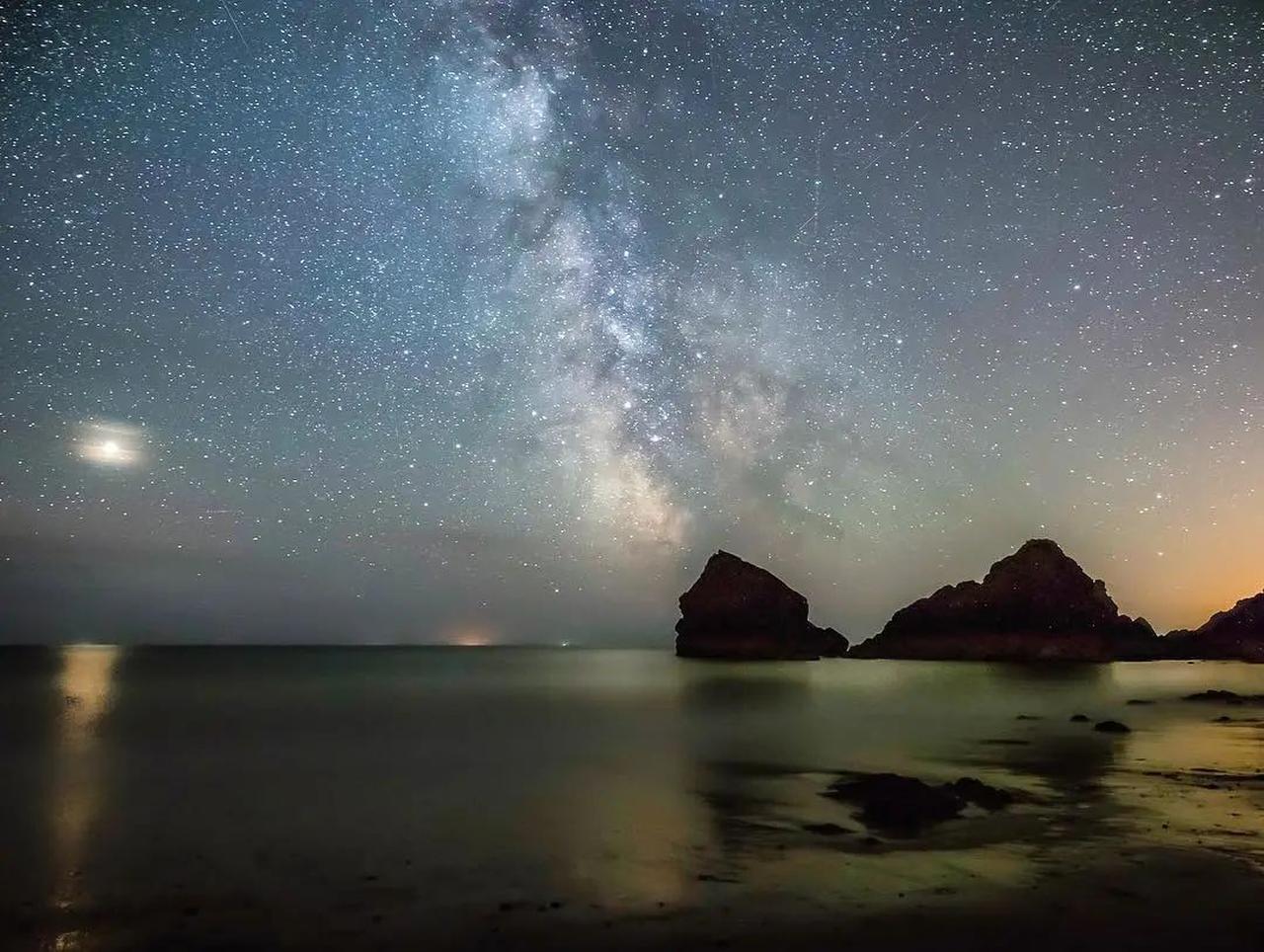 我说今晚夜空那么美，你说是的