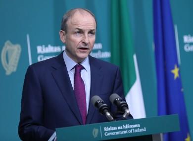 爱尔兰总理表示限制将会持续到6月份，学校可能要到三月份才会开学