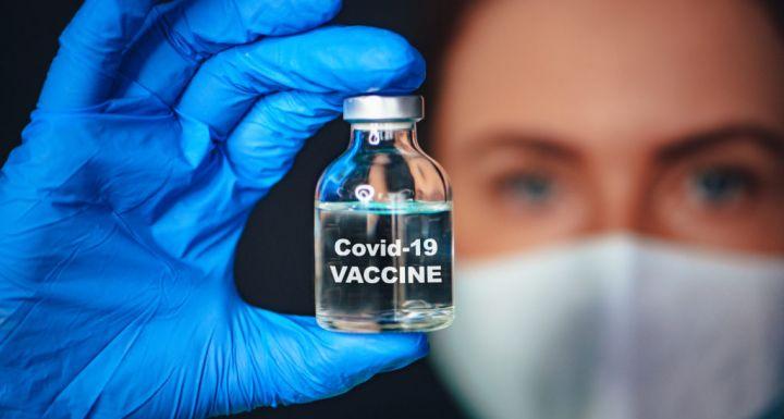 著名免疫学家表示，爱尔兰的目标应该是在6月底之前为每个人接种疫苗