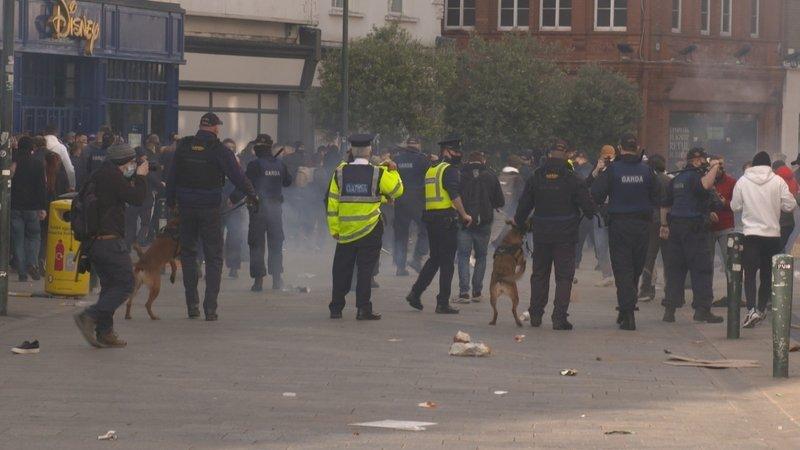 都柏林示威冲突事件解析：爱尔兰警方早已为潜在的暴行做好了准备