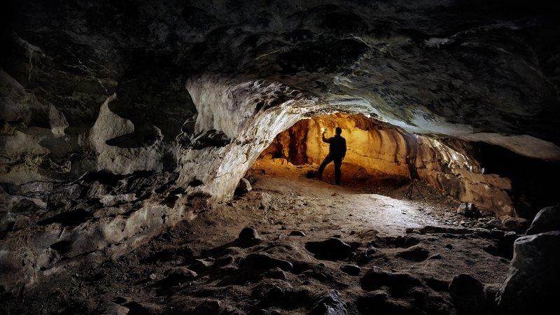 爱尔兰的青铜时代：在最黑暗的洞穴深处发现的史前仪式