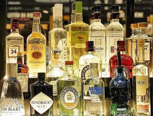 无酒不欢的国度：爱尔兰人平均每年喝的酒相当于40瓶伏特加