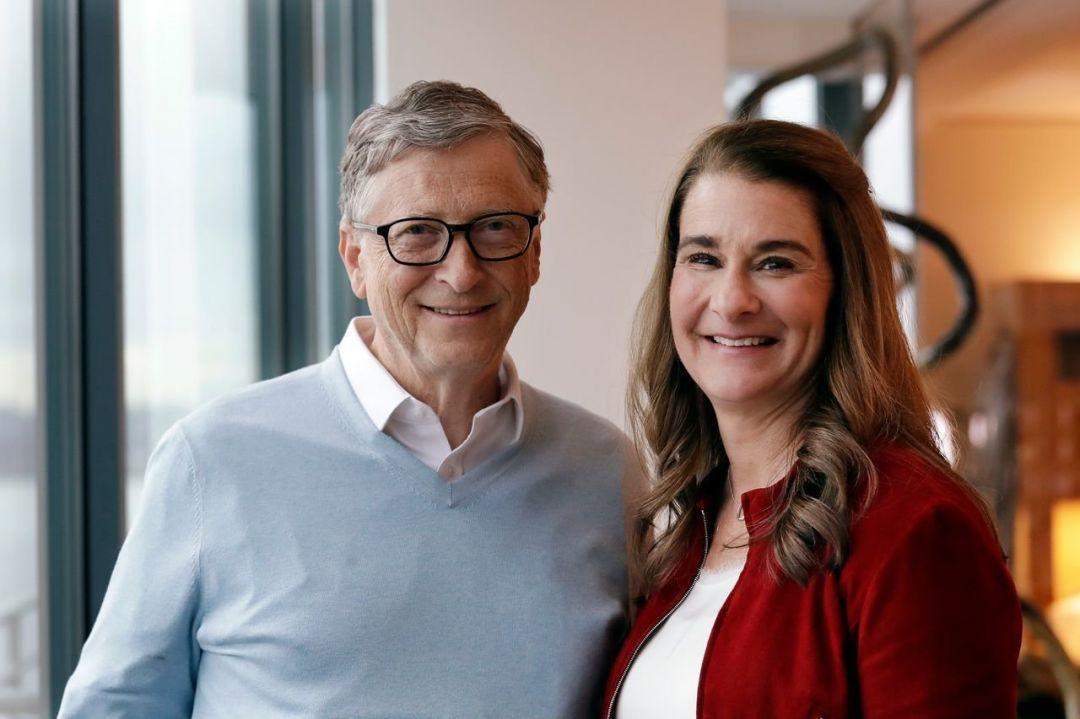 亿万富翁比尔·盖茨和妻子梅琳达在27年的婚姻后分道扬镳