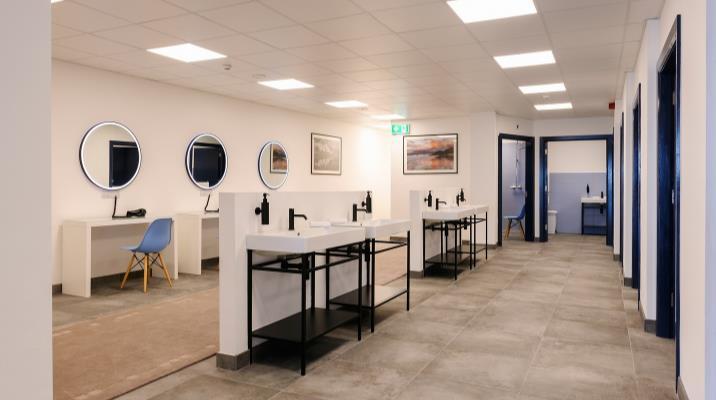 那个传说中的五星级豪华厕所即将在都柏林开业，准备好你的铜板吧！