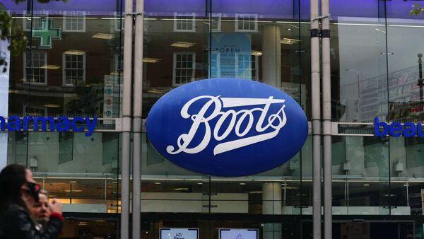 据报道，Boots的母公司考虑出售这家连锁药店