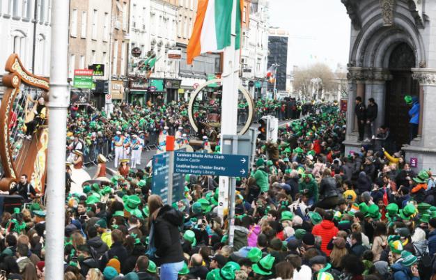 爱尔兰文化部长证实，今年圣帕特里克节游行将回归