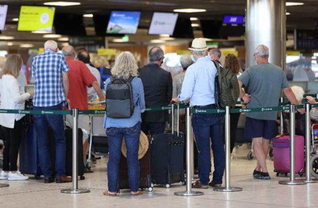 都柏林机场管理局将员工加班费提高两倍