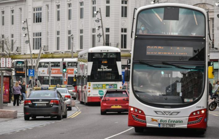 从今天起，都柏林以外的巴士票价将便宜20%