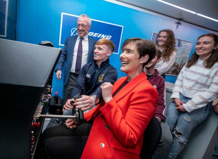 由波音公司支持的互动式移动航空教室在都柏林城市大学启动