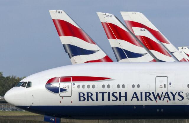 伦敦机场下令取消30个航班，希思罗机场“一片混乱”