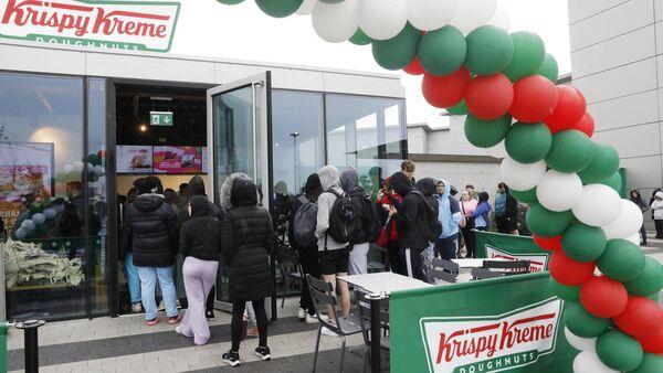 甜甜圈制造商Krispy Kreme在爱尔兰的销售强劲反弹，收入激增51%