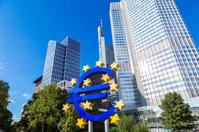欧洲央行准备在今年年底前再加息两次，按揭贷款市场陷入困境