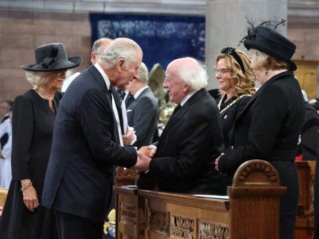 爱尔兰总统和总理将出席女王葬礼前的皇家招待会