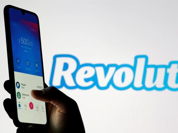 Revolut推出即时通讯功能，另一边还不忘吊打Airbnb