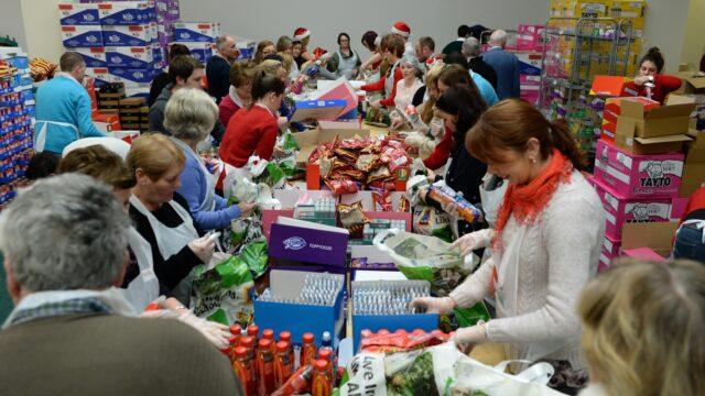 都柏林皇家协会为无家可归者举办的年度圣诞晚餐今年又回来了
