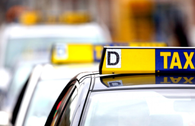 由于招不到司机，爱尔兰目前有3,000多张出租车牌照处于停用状态