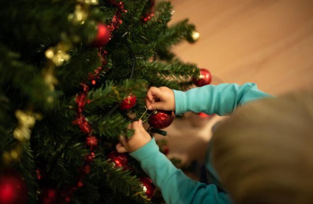 住在爱尔兰紧急住所的父母“急于给孩子一个体面的圣诞节”
