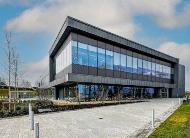 新的数字制造中心在爱尔兰的利默里克开幕