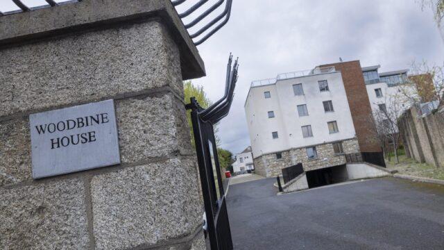 爱尔兰房东将43套房空置两年，以避免租金上限并以高价出售