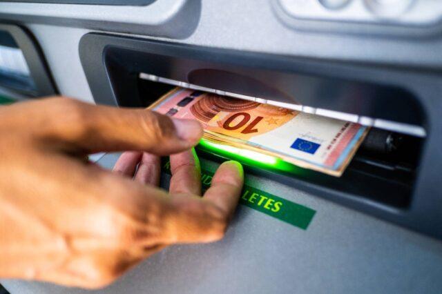 50%的爱尔兰人钱包里的现金不会超过20欧元