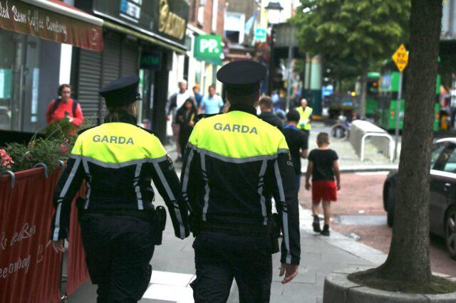 爱尔兰警方压力山大：上周都柏林地区逮捕了500多人
