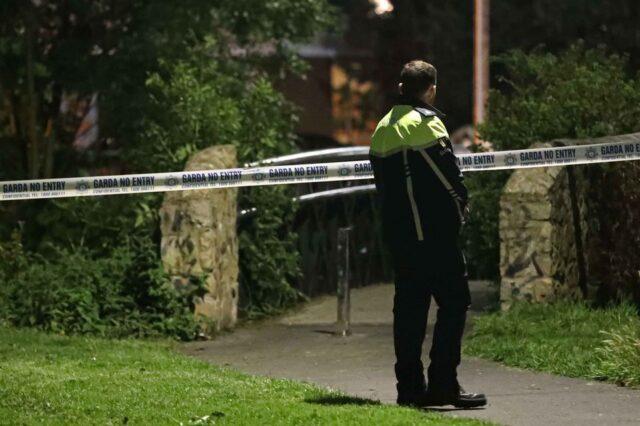 昨晚发生在都柏林南部的枪击案后续，一名男子腿部中弹