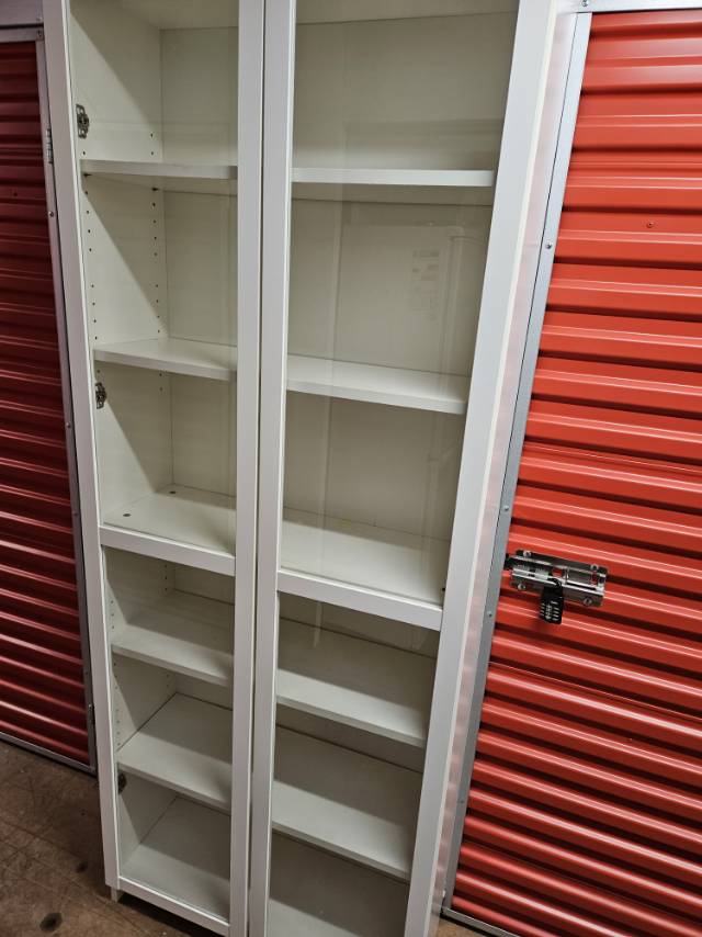 储物柜30×80×202cm
€58
s