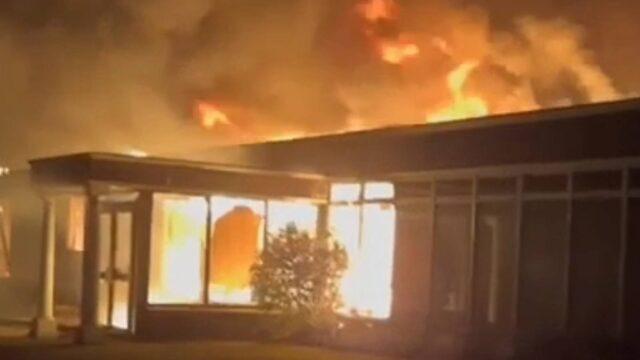 爱尔兰高威市用于安置难民的酒店遭纵火烧毁