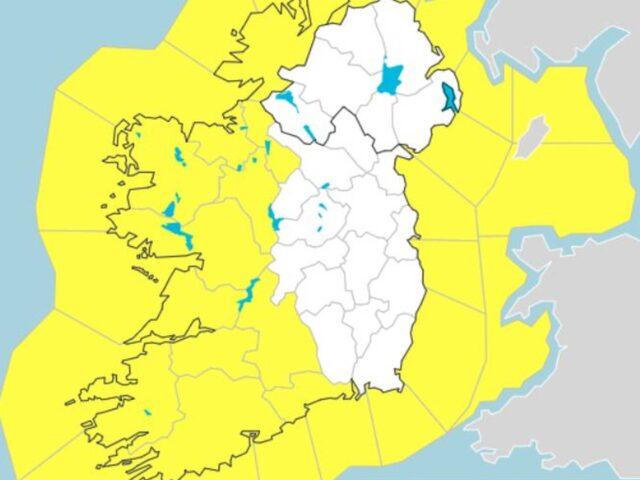 格里特风暴：爱尔兰西部地区发布黄色雷暴预警