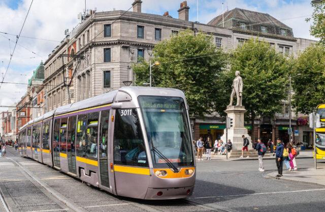 爱尔兰公共交通半价优惠扩展到24-25岁人群