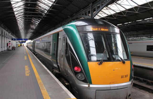 爱尔兰铁路正考虑重启全路线餐车服务，但这将取决于成本