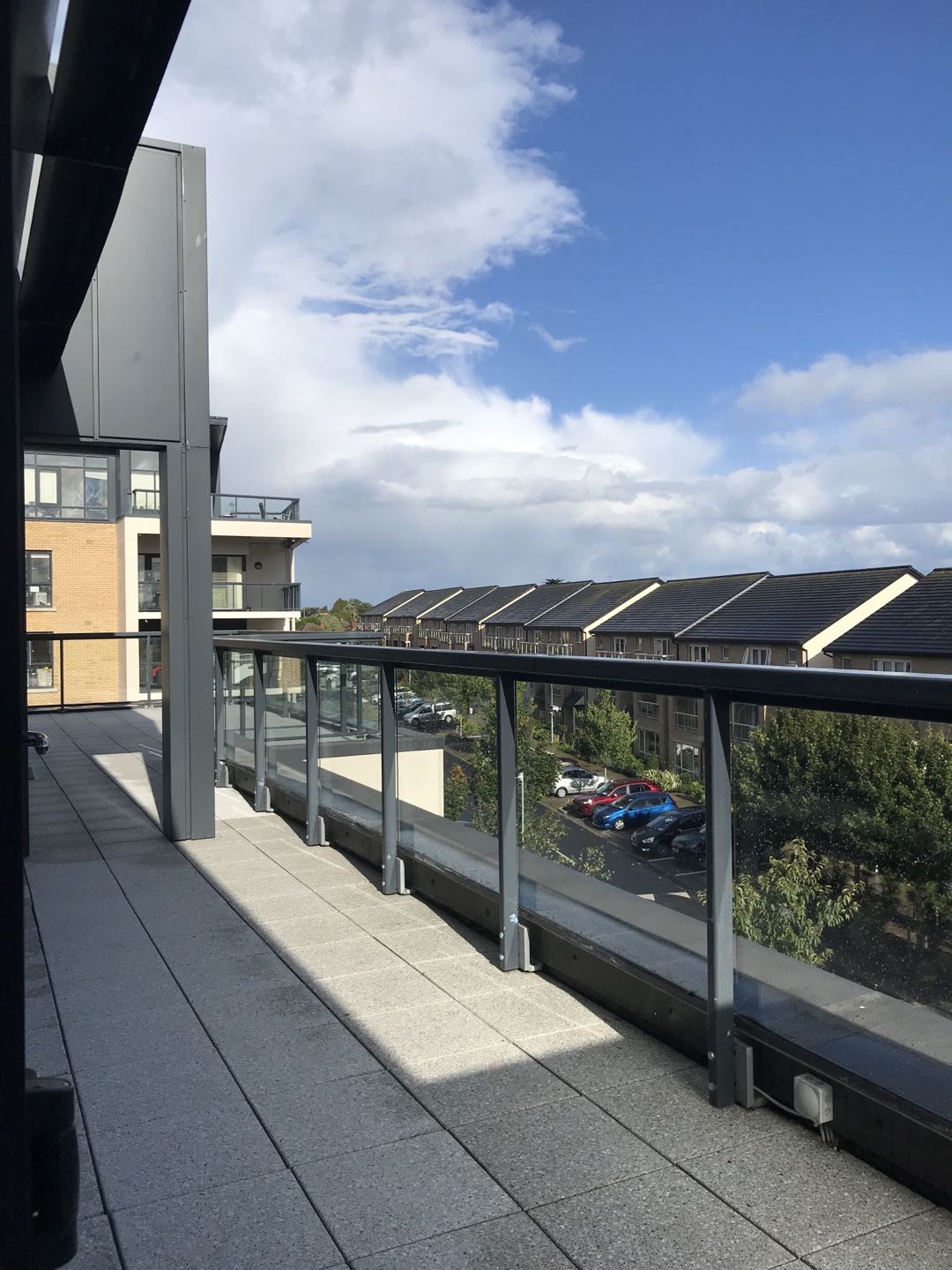 Dun Laoghaire 顶层公寓里一