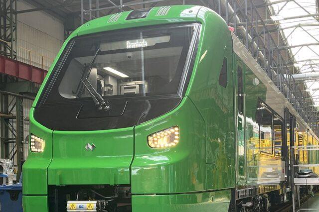 都柏林将于明年推出新型电动火车，改善交通便利性