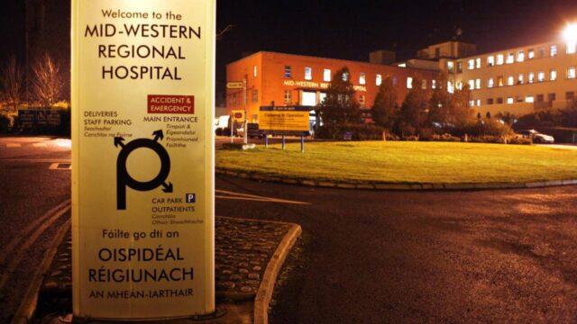 昨晚，23岁的爱尔兰女子在家中被狗咬伤，当场死亡