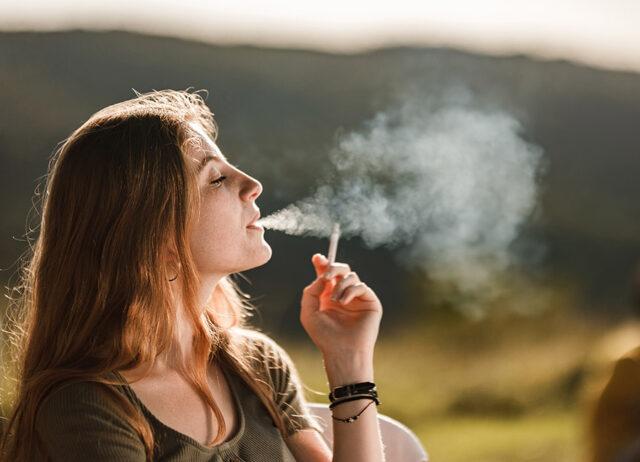 爱尔兰政府批准立法，禁止向21岁以下的人出售香烟