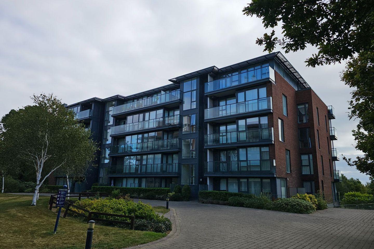 Apartment 11 , Larkspur Hall, Levmoss Park, The Ga, Leopardstown, Dublin 18