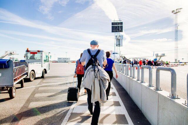 都柏林机场冬季航班大削减！航空巨头怒告航空管理局