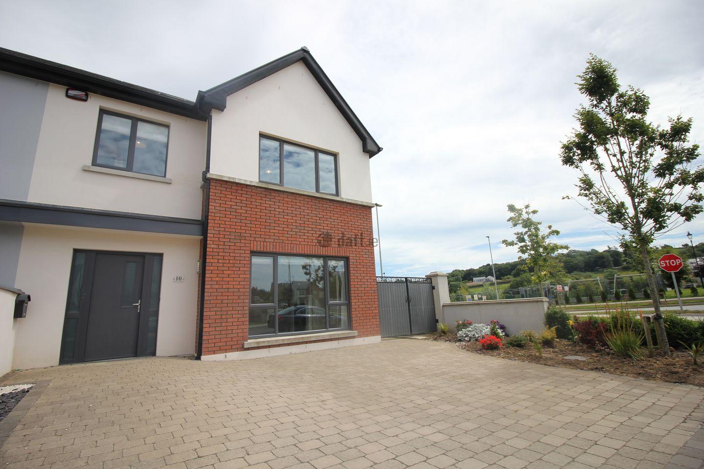 10 Fern Dale, Castle Heights, Carrigaline, Co. Cork