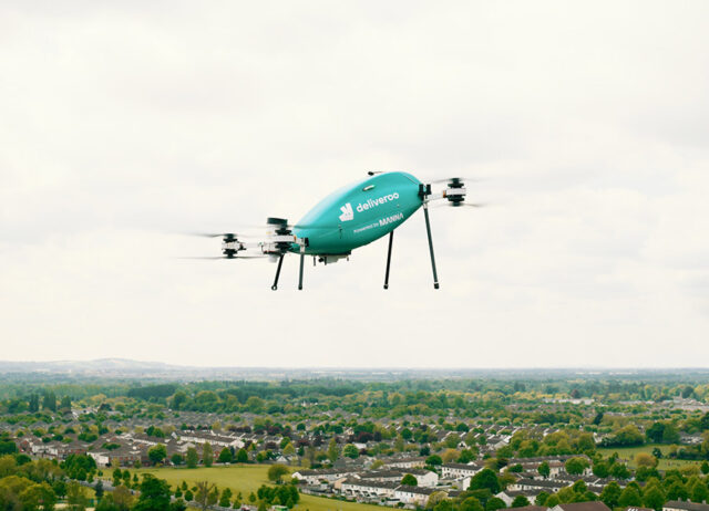 Deliveroo入局空中外卖，都柏林15区的吃货们赢麻了！